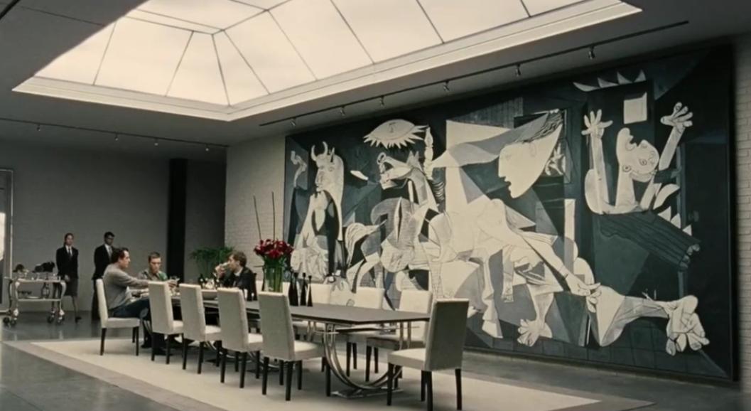 Pictures from famous films collected in one video Дитя человеческое