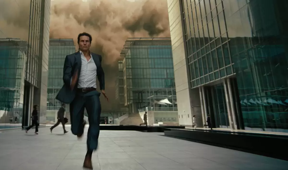 All Tom Cruise’s running moments in movies are gathered in one supercut video Том Круз бежит