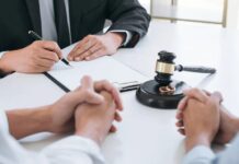 Адвокат з розлучень