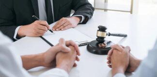 Адвокат з розлучень